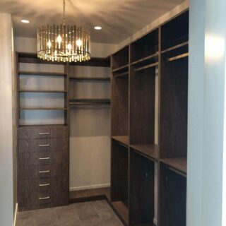Walking Closet | Closet | Instant Bedrooms Walking Closet | Closet | Instant Bedrooms