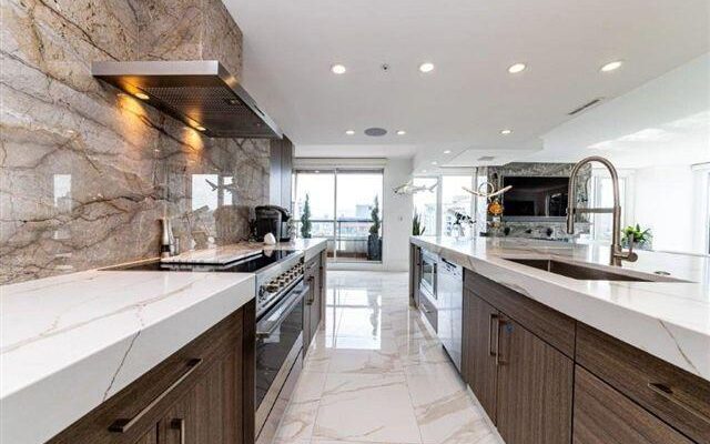 Custom Kitchen Cabinets | Kitchen cabinets Vancouver | Instant Bedrooms